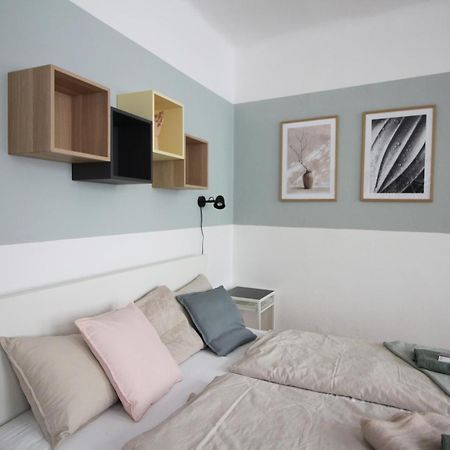 7 Nights Apartments Dominikanske N. Brno Exterior photo
