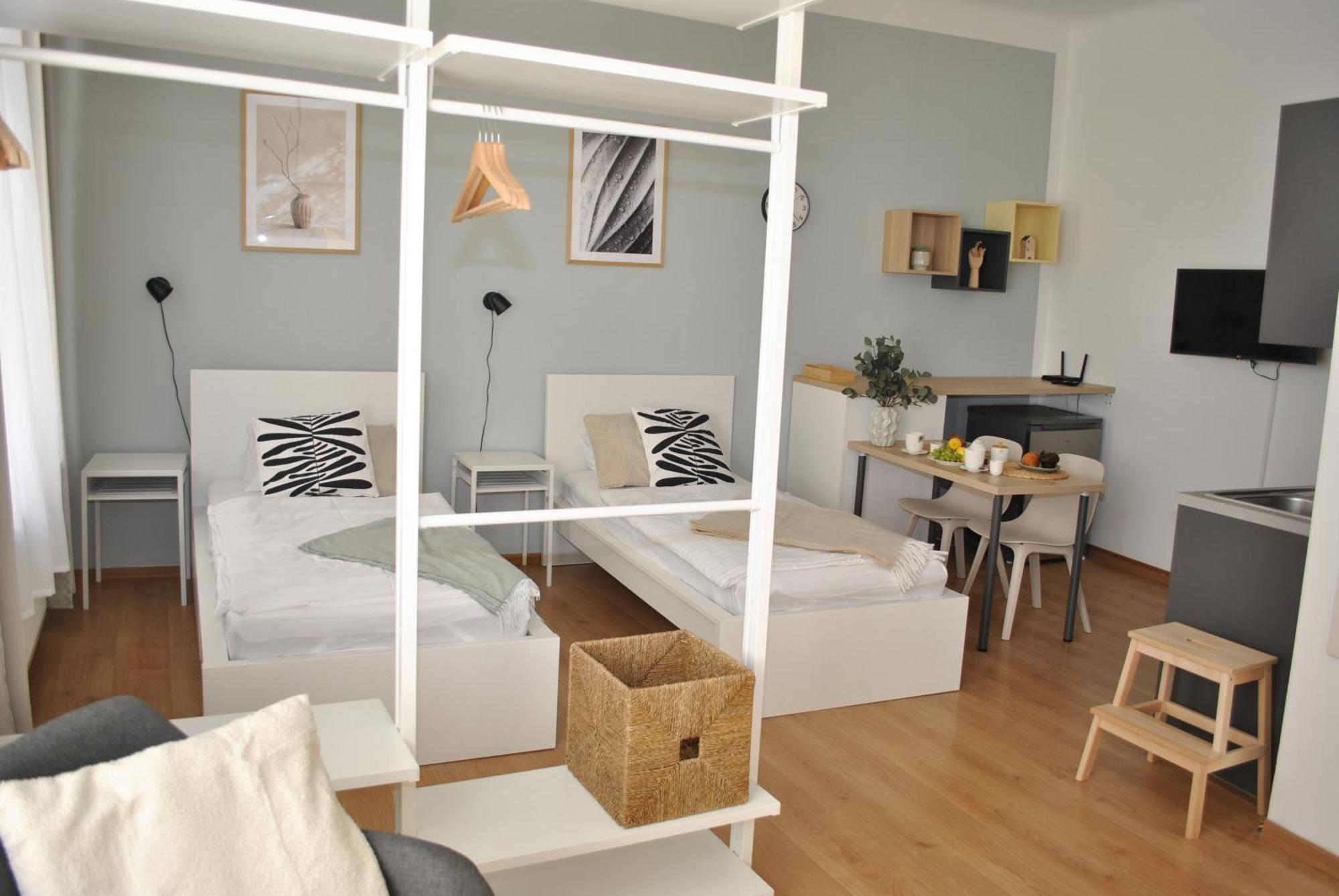 7 Nights Apartments Dominikanske N. Brno Exterior photo